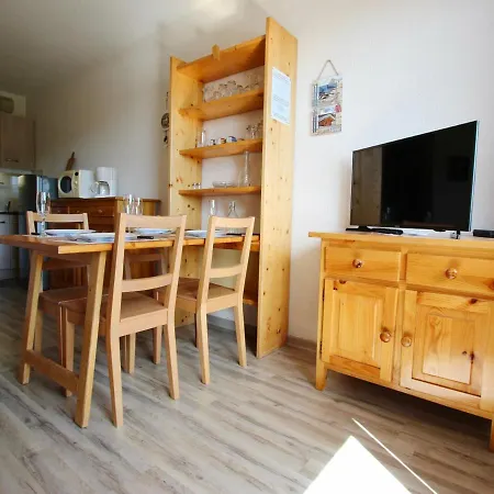 Joli 2 Pieces 34m² Avec Terrasse, Pied Des Pistes, 4/5 Pers, 1650 - Fr-1-340-82 *